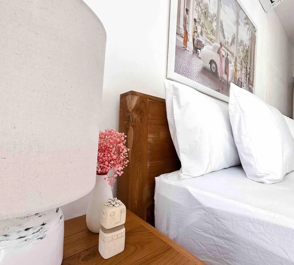 The Pink Door Villa Legian  Legian (Bali)