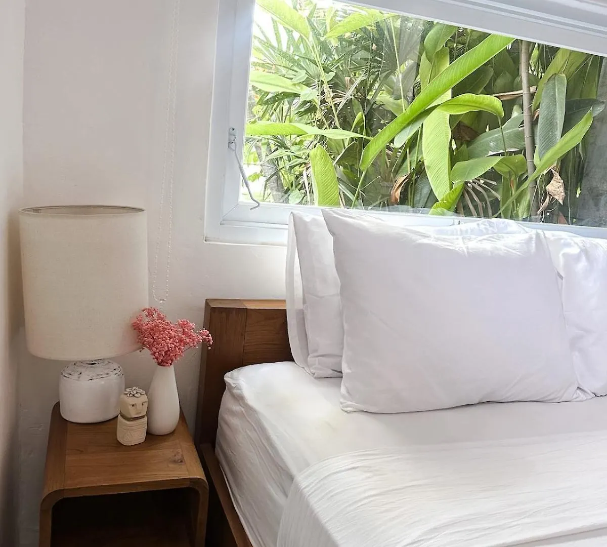 The Pink Door Villa Legian